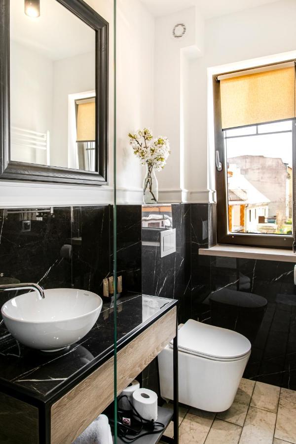 Aparthotel Kamienica Portowa Mikołajki Esterno foto