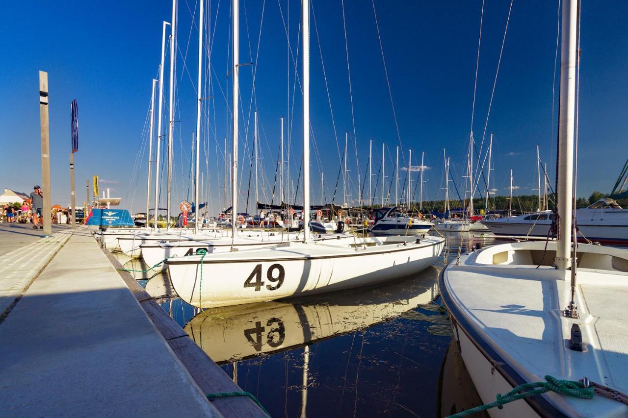 Aparthotel Kamienica Portowa Mikołajki Esterno foto