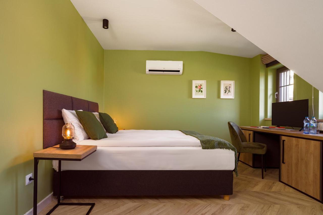 Aparthotel Kamienica Portowa Mikołajki Esterno foto